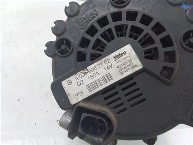 A0009067702 Mercedes