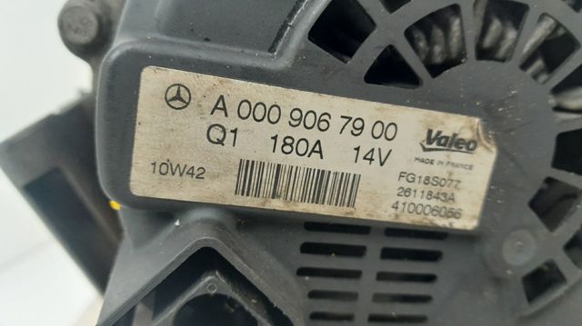 A0009067900 Mercedes