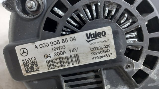 A0009068504 Mercedes