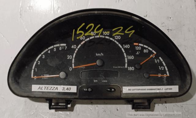 Deska rozdzielcza A0015424401 MERCEDES