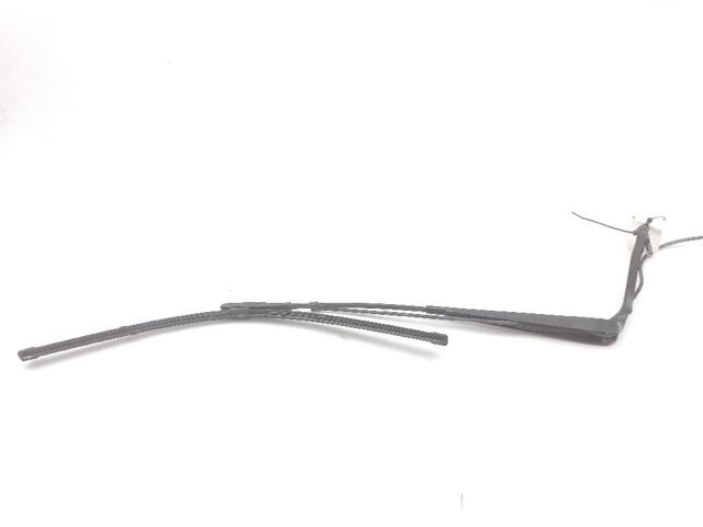 Ramię wycieraczki szyby przedniej A0018205944 VAG