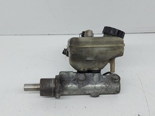 Zbiorniczek głównego cylindra hamulcowego (płynu hamulcowego) A0024312802 MERCEDES