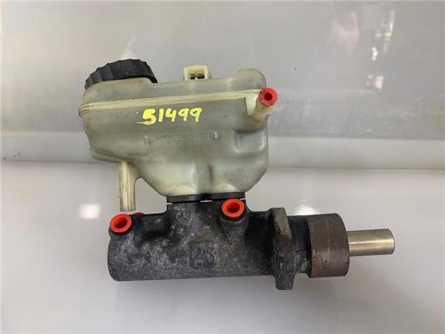 Zbiorniczek głównego cylindra hamulcowego (płynu hamulcowego) A0024312802 MERCEDES