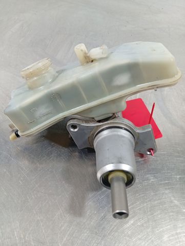 Zbiorniczek głównego cylindra hamulcowego (płynu hamulcowego) A0024314502 MERCEDES