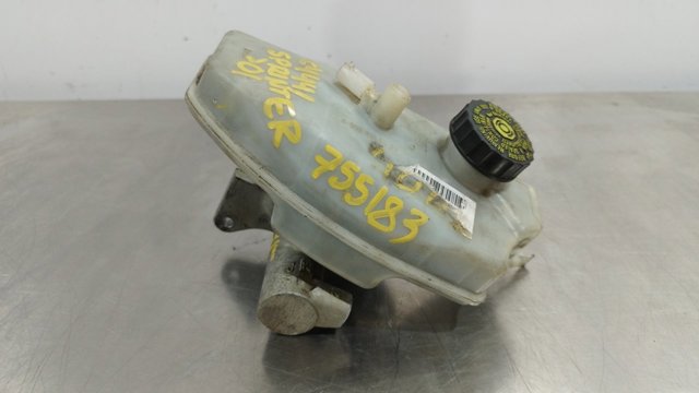 Zbiorniczek głównego cylindra hamulcowego (płynu hamulcowego) A0024314502 MERCEDES