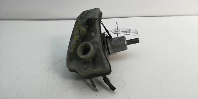Zbiorniczek głównego cylindra hamulcowego (płynu hamulcowego) A0024314502 MERCEDES