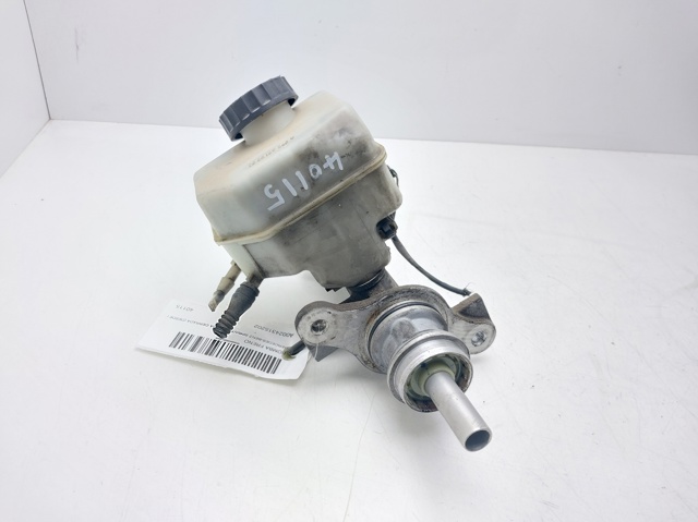 Zbiorniczek głównego cylindra hamulcowego (płynu hamulcowego) A0024315202 MERCEDES
