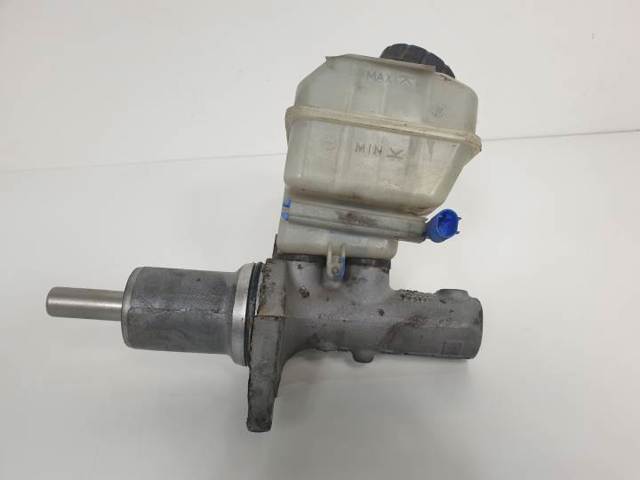 Zbiorniczek głównego cylindra hamulcowego (płynu hamulcowego) A0024315202 MERCEDES