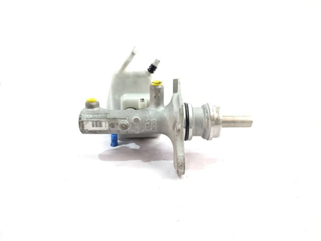 Zbiorniczek głównego cylindra hamulcowego (płynu hamulcowego) A0024315202 MERCEDES