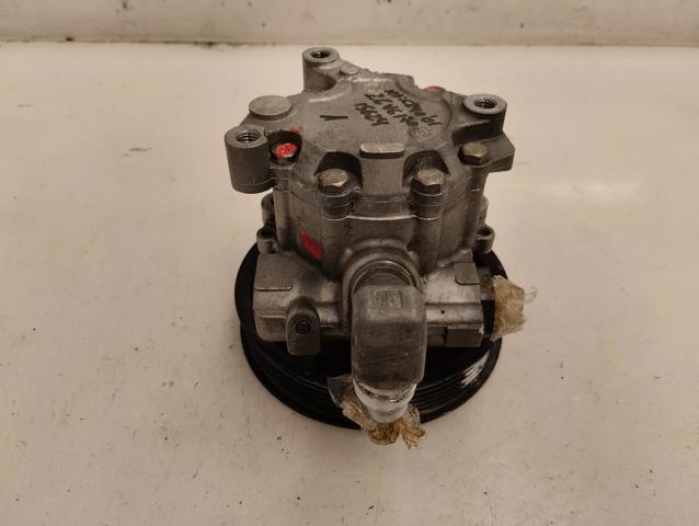 Pompa wspomagania hydraulicznego kierownicy A0024669801 MERCEDES