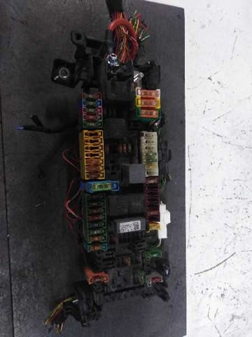 Przekaźnik wentylatora A0025428019 MERCEDES