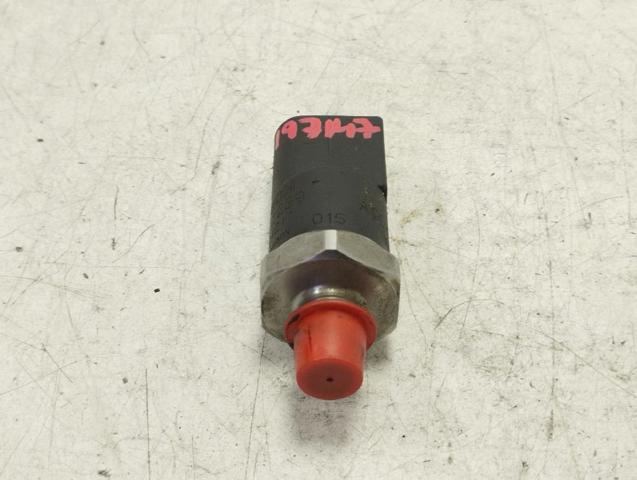 Czujnik ciśnienia paliwa A0041531528 MERCEDES