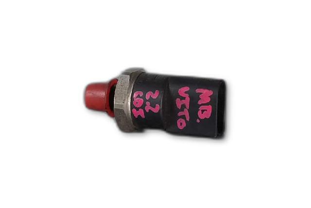 Czujnik ciśnienia paliwa A0041537528 MERCEDES