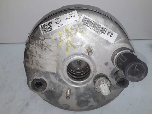 Wzmacniacz próżniowy hamulców A0044307030 MERCEDES
