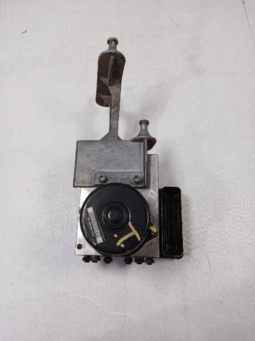 Sterownik ABS  hydrauliczny A0044315412 MERCEDES