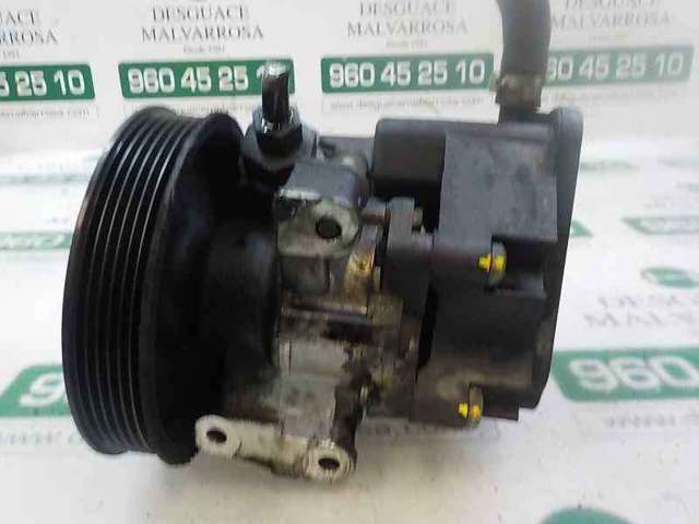Pompa wspomagania hydraulicznego kierownicy A0044667001 MERCEDES