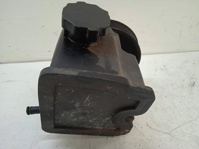 Pompa wspomagania hydraulicznego kierownicy A0044667001 MERCEDES