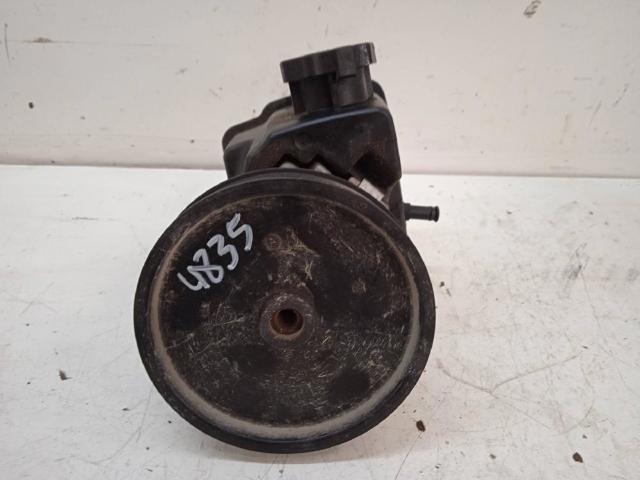 Pompa wspomagania hydraulicznego kierownicy A0044667001 MERCEDES