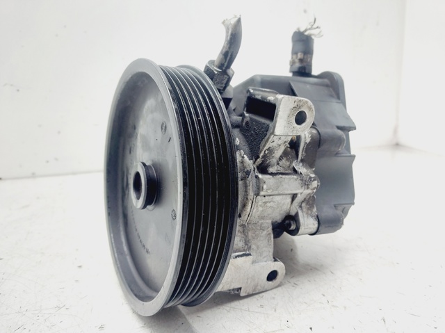 Pompa wspomagania hydraulicznego kierownicy A0044667001 MERCEDES