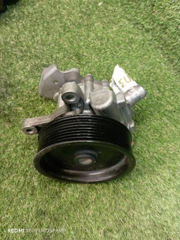 Pompa wspomagania hydraulicznego kierownicy A0044668301 MERCEDES