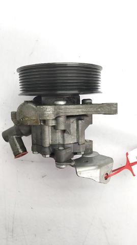 Pompa wspomagania hydraulicznego kierownicy A0044668301 MERCEDES