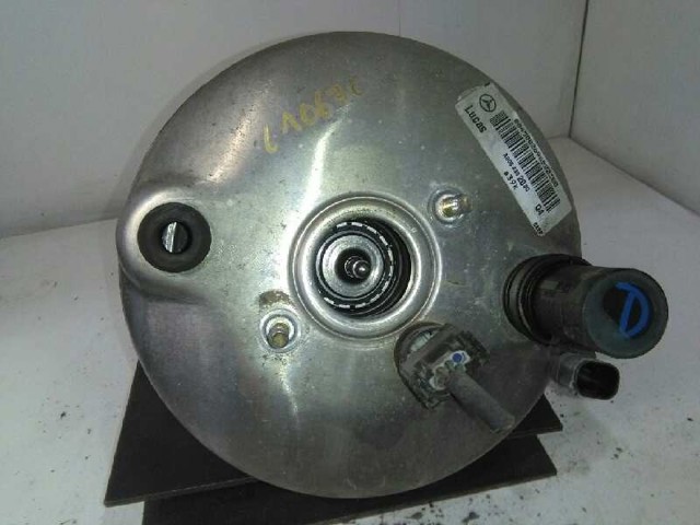 Wzmacniacz próżniowy hamulców A0054302030 MERCEDES