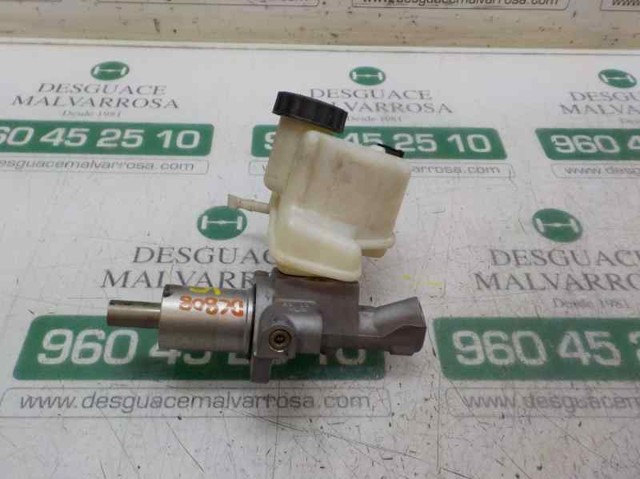 Główny cylinder hamulców A0064301501 MERCEDES
