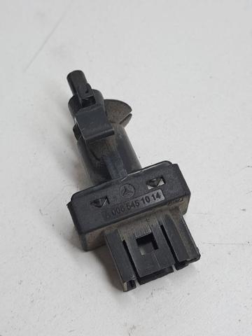 A0065451014 Mercedes