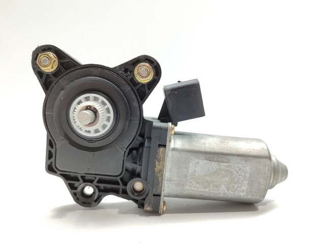A0068204742 Mercedes