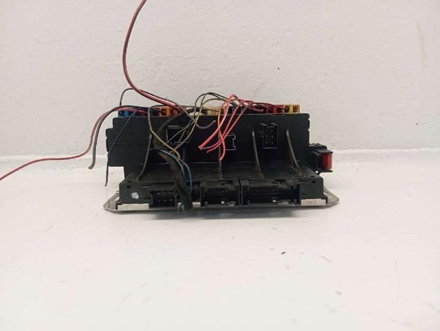 Skrzynka bezpieczników Mercedes S W220