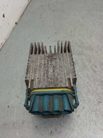 Regulator obrotów wentylatora (sterownik) A0275458032 MERCEDES