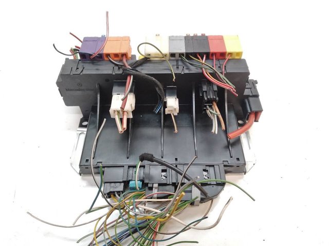 Skrzynka bezpieczników Mercedes S W220