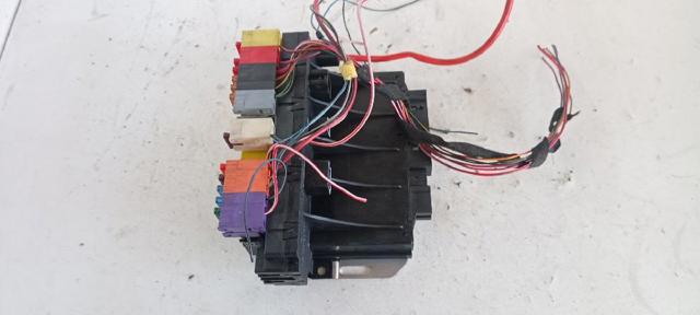 Skrzynka bezpieczników Mercedes S W220