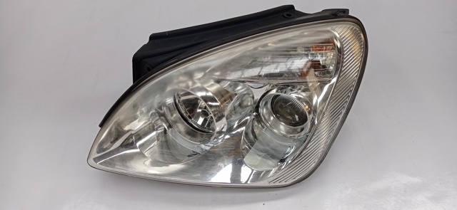 Reflektor lewy A044936 HYUNDAI