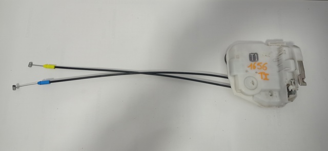 Zamek drzwi przednich prawych A047218 MITSUBISHI