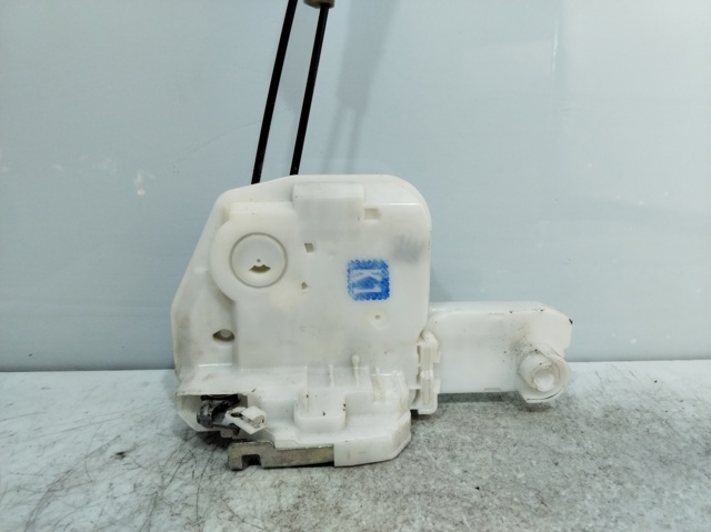Zamek drzwi przednich prawych A047218 MITSUBISHI