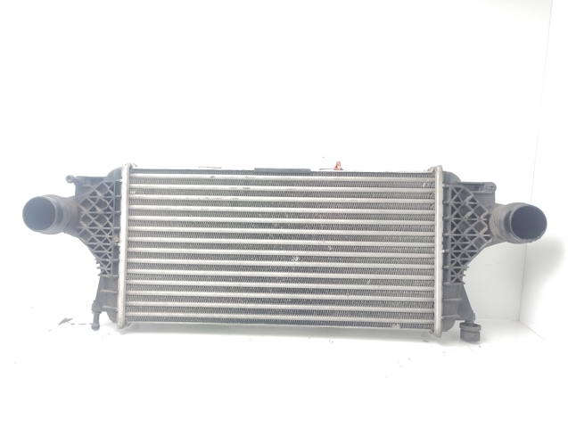 Chłodnica intercoolera A0995000600 MERCEDES