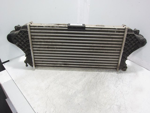 Chłodnica intercoolera A0995002800 MERCEDES