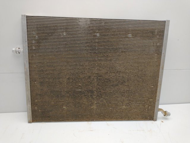 Chłodnica silnika dodatkowa A0995003500 MERCEDES