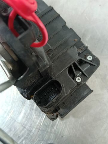Zamek drzwi przednich prawych A0997201800 MERCEDES