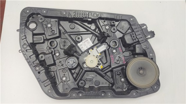 Zamek drzwi przednich lewych A0997201902 MERCEDES