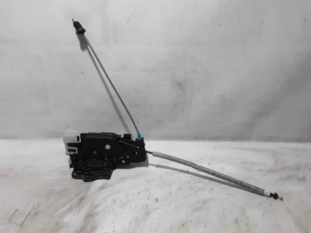 Zamek drzwi przednich prawych A0997202002 MERCEDES