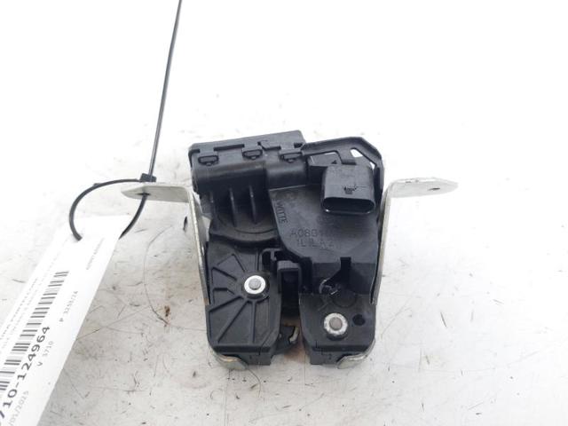 Zamek klapy bagażnika (3/5 drzwi tylnych) A0997400600 MERCEDES