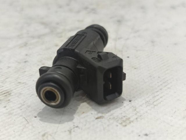 Wtryskiwacz paliwa A1120780049 MERCEDES