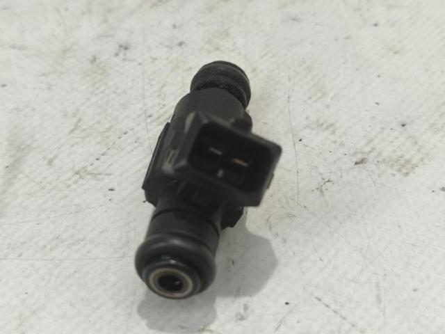 Wtryskiwacz paliwa A1120780049 MERCEDES