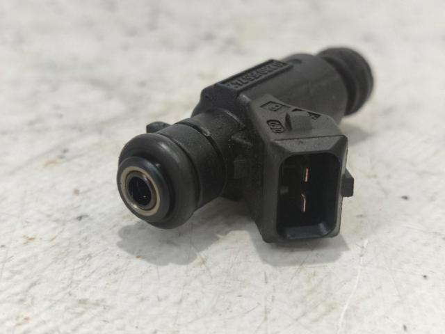 Wtryskiwacz paliwa A1120780049 MERCEDES