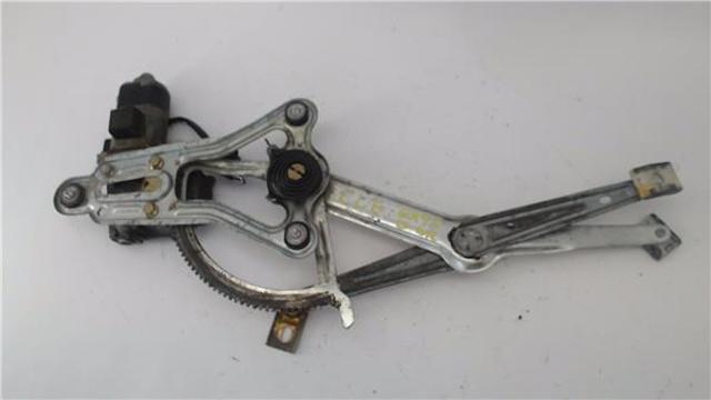 Mechanizm podnoszenia szyby drzwi przednich prawych A1247200446 MERCEDES