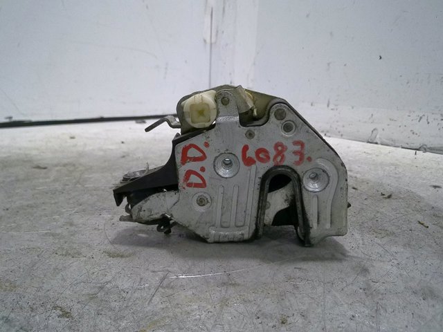 Zamek drzwi przednich prawych A1247201235 MERCEDES