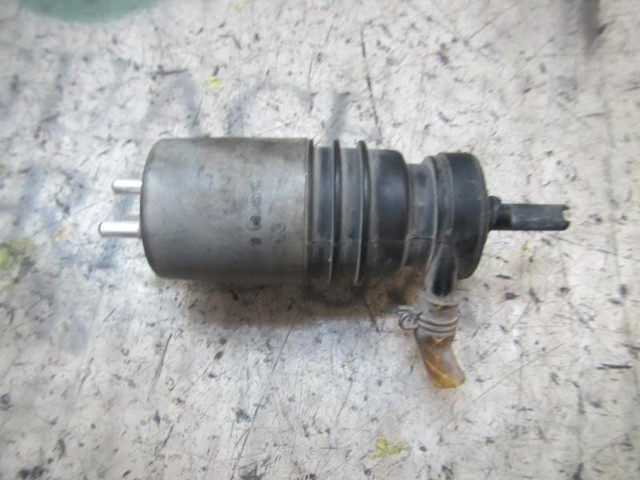 Pompka spryskiwacza szyby przedniej A1248690321 MERCEDES