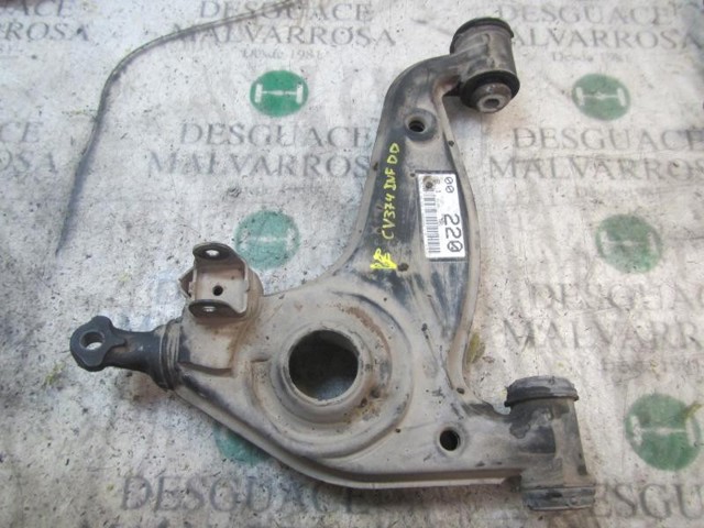 Wahacz zawieszenia przedniego dolny prawy A1403304307 MERCEDES